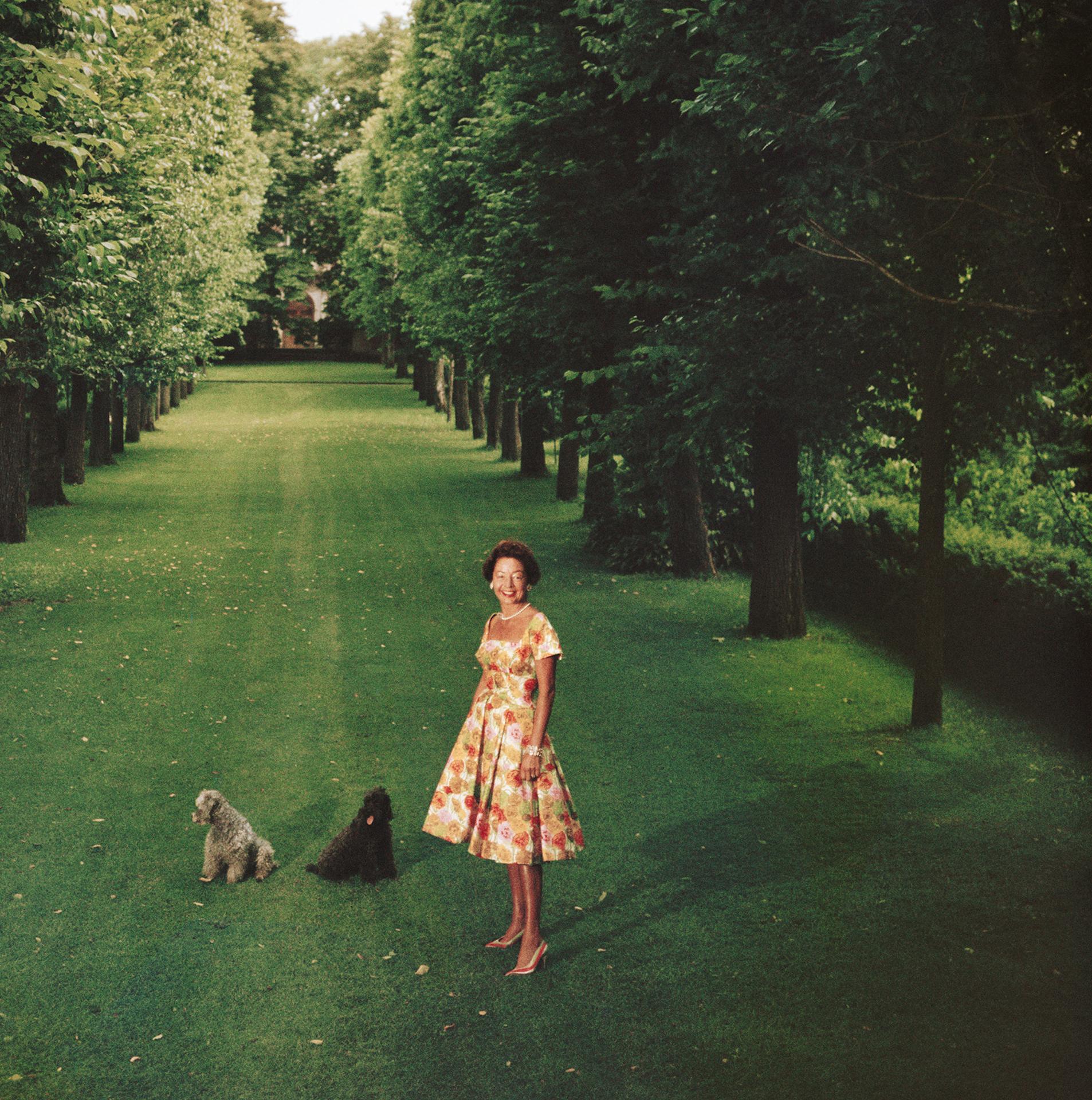 Mme A. Watson Armour III, Illinois, Estate Edition, Photographie de portrait en vente 3