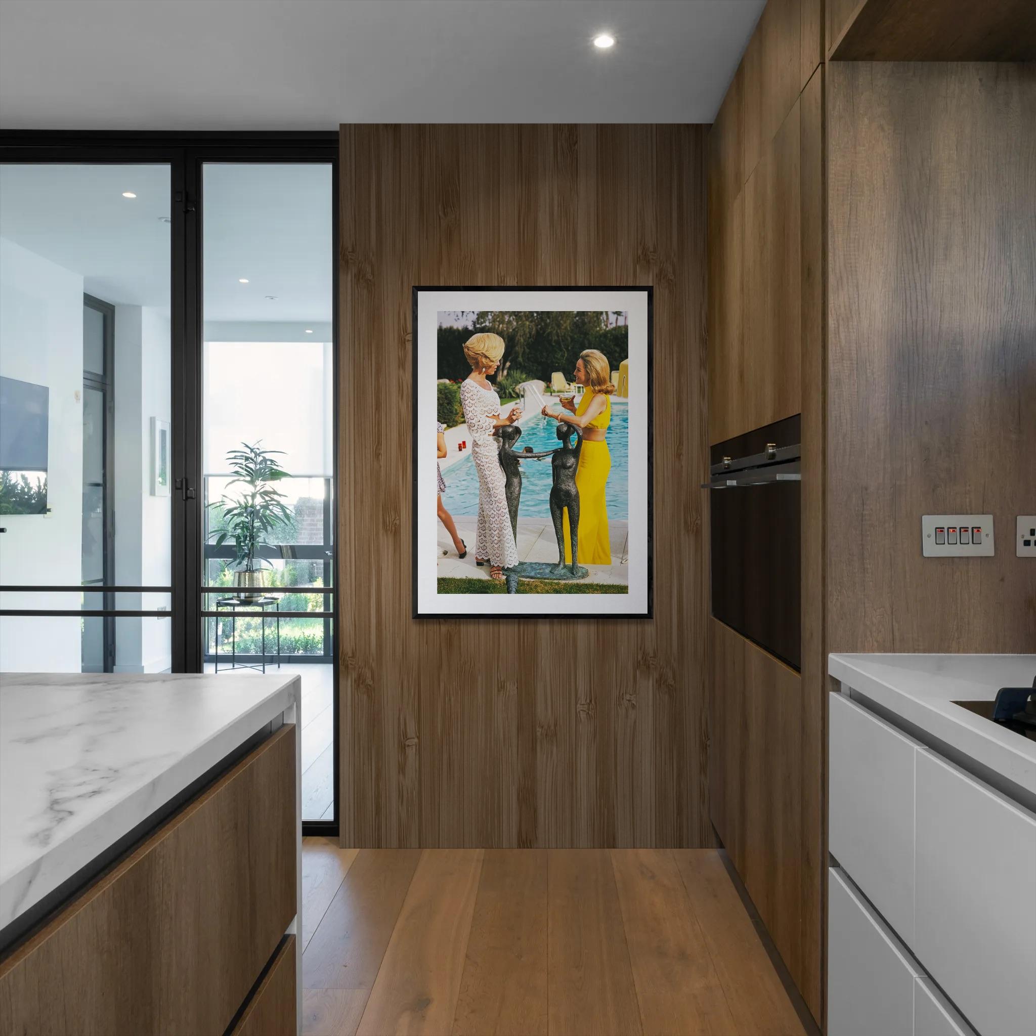 Nelda By The Pool, 1970, Photographie moderne du milieu du siècle en vente 3