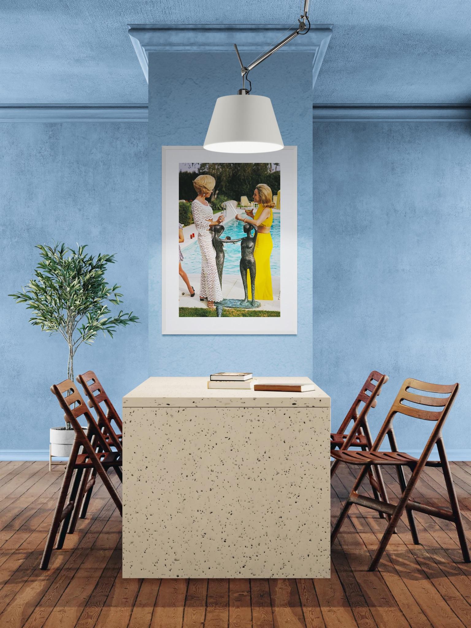 Nelda By The Pool, 1970, Photographie moderne du milieu du siècle en vente 4