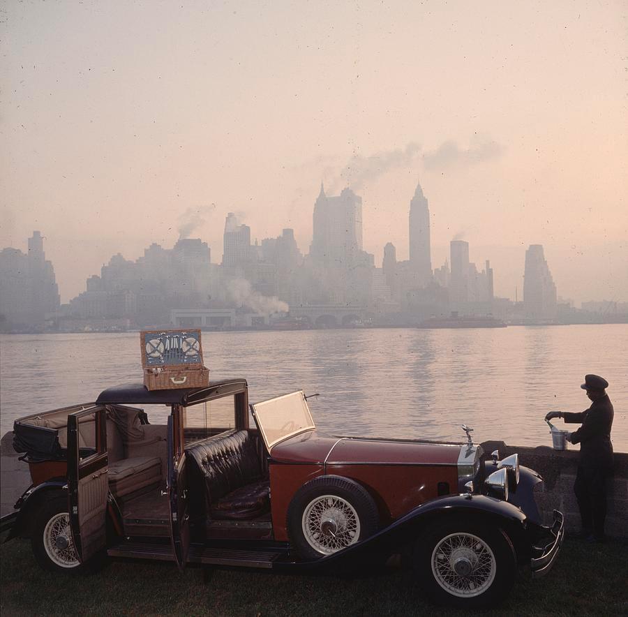 New York Picnic by Slim Aarons (Landscape Photography, Portrait Photography)