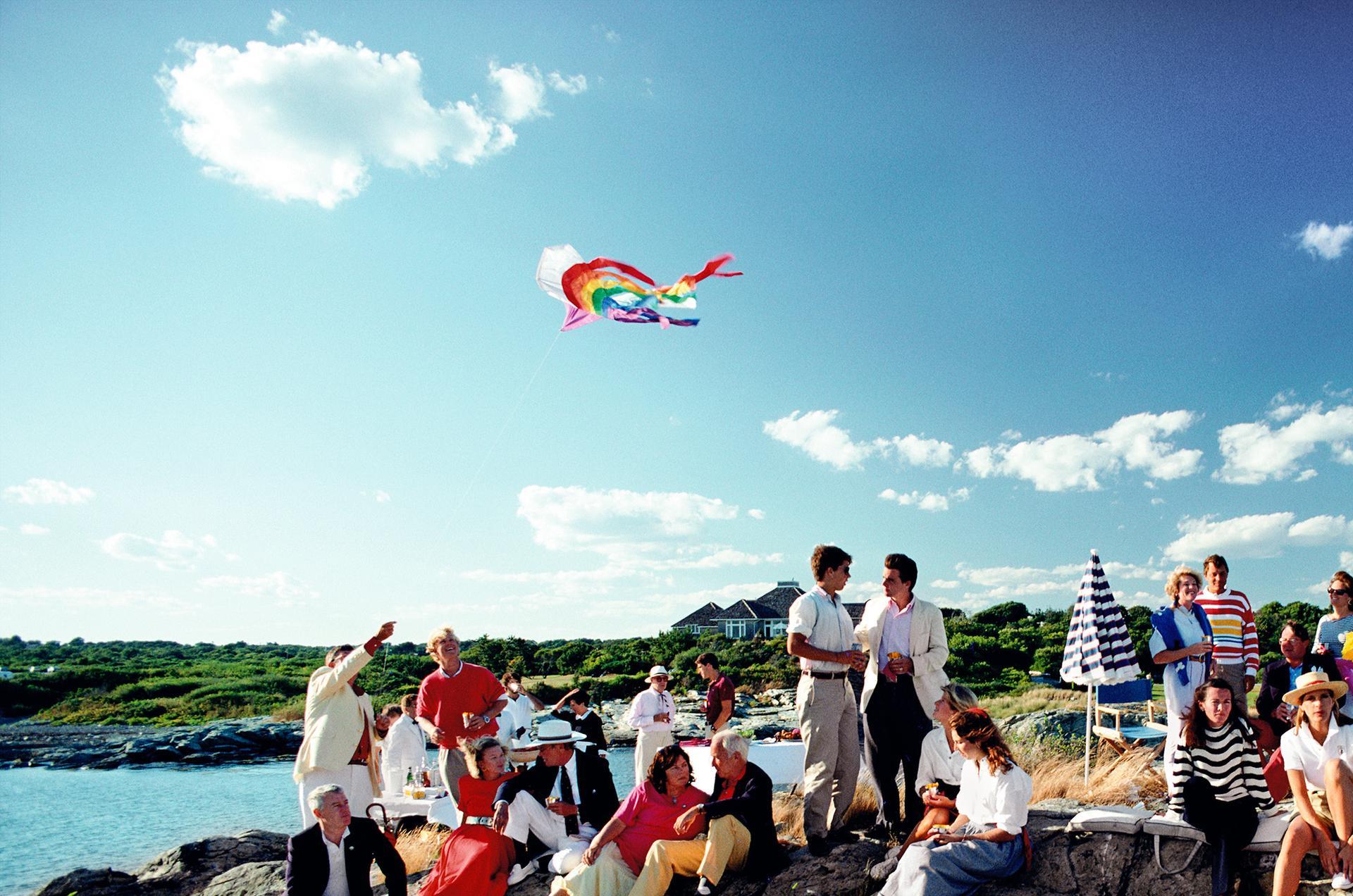 Newport Mainstays, Newport, Edition de succession, Photographie de paysage - Noir Portrait Photograph par Slim Aarons