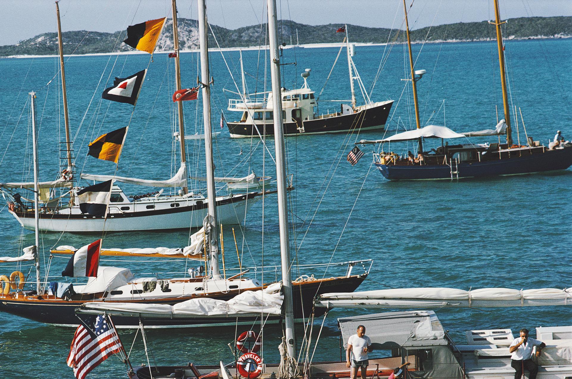 Voiliers dans les îles Out des Bahamas, avril 1964.

20 x 30 pouces
$3000

20 x 24 pouces
$2500

16 x 20 pouces
$2150

12 x 16 pouces
$1800

Expédition gratuite du revendeur à votre encadreur, dans le monde entier.

Undercurrent Projects est fier