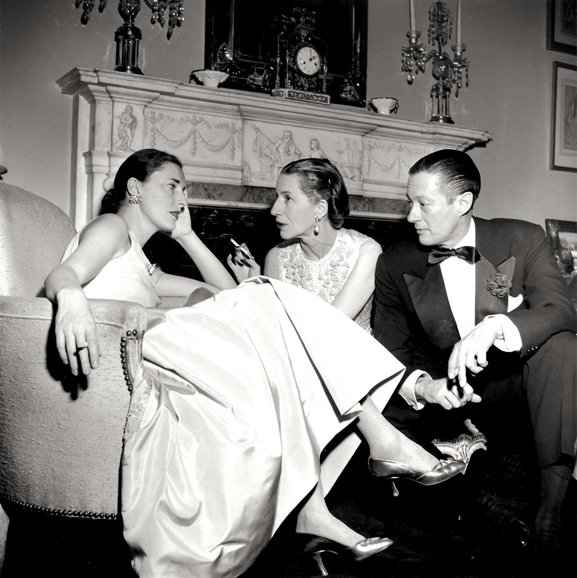 Portrait Photograph Slim Aarons - Fête sur Park Avenue, New York
