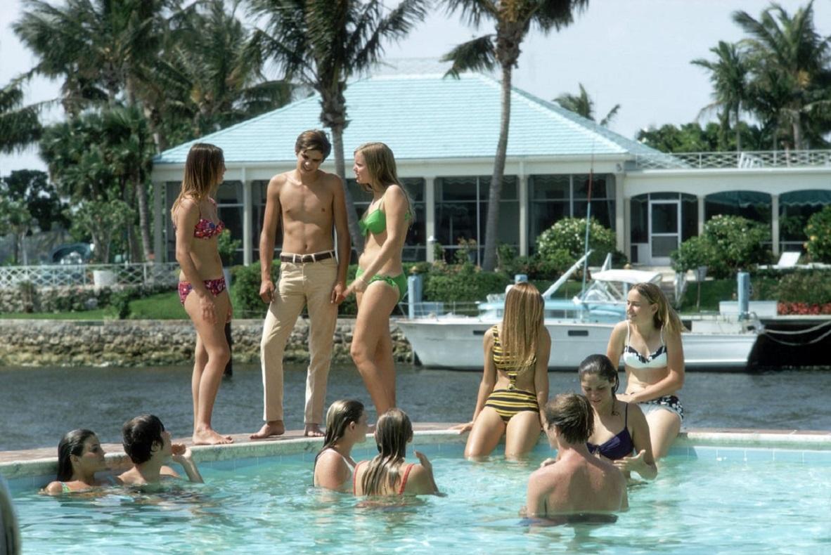 'Phil Richards' Pool' 1970 Slim Aarons Limited Estate Edition Print 

A poolside party at Phil Richards' home in Fort Lauderdale, Florida, May 1970. 

Produced from the original transparency
Certificate of authenticity supplied 
Archive