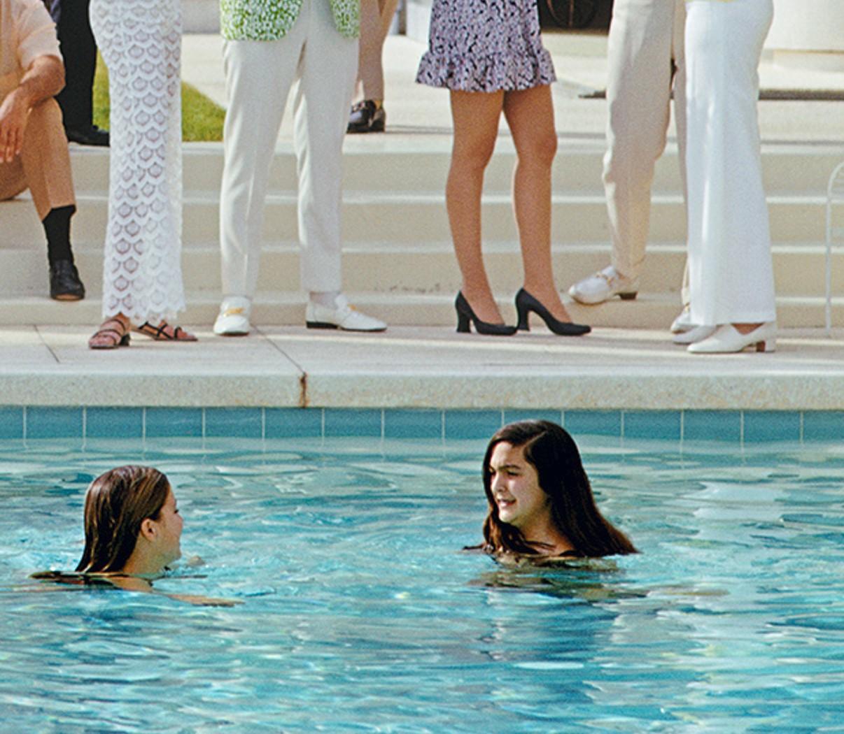 Poolside Gathering, 1970 - Poolside Gathering at Kaufmann House in Palm Springs For Sale 2