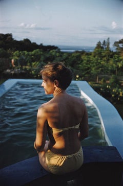 Poolside In Kenya (Slim Aarons, Nachlassausgabe)