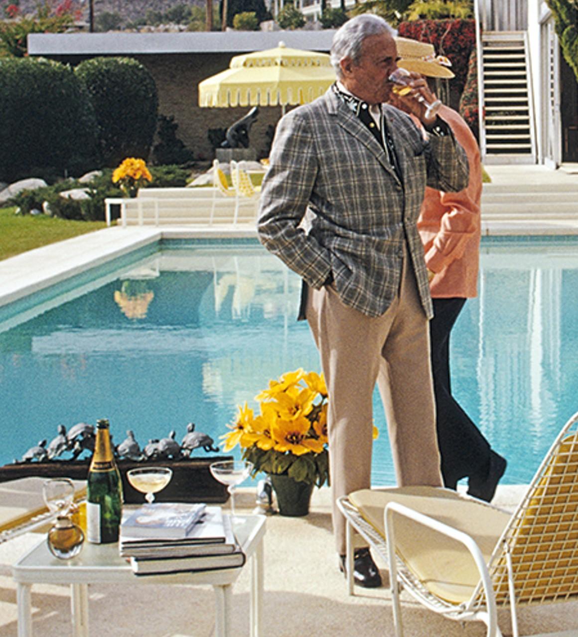 Poolside Socialites, 1970 - Poolside Glamor Kaufmann House in Palm Springs For Sale 1