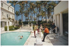 Posando junto a la piscina 1968 - Slim Aarons Estate Stamped