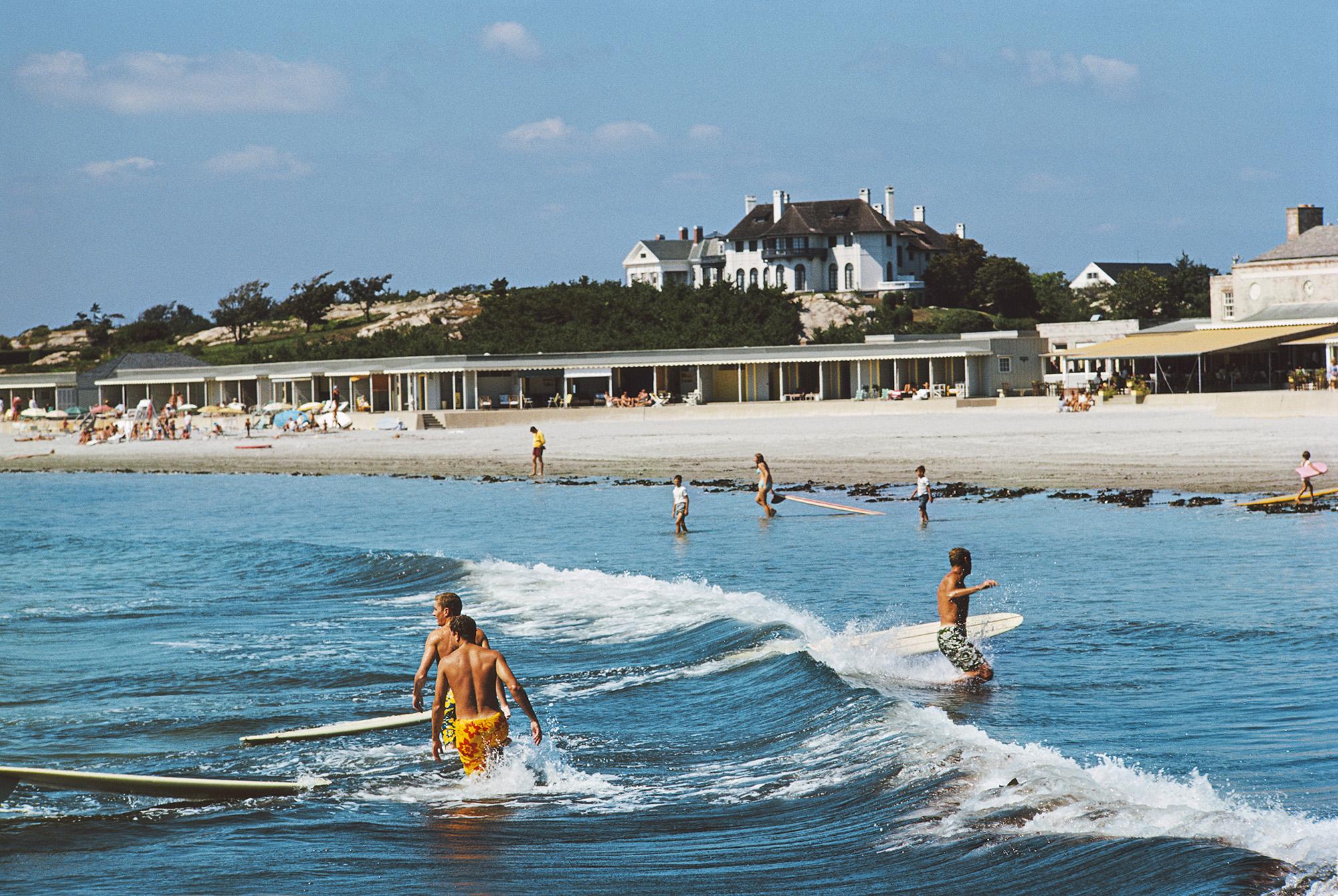 Rhode Island Surfers Slim Aarons Limited Estate Print 

Surfers off Rhode Island, September 1965. 

Paper Size  24x20 inches / 60 x 50 cm 
 
Estate Stamped Collection Edition to 150 

Photo by Slim Aarons

Printed in 2025

Limited to 150 prints only