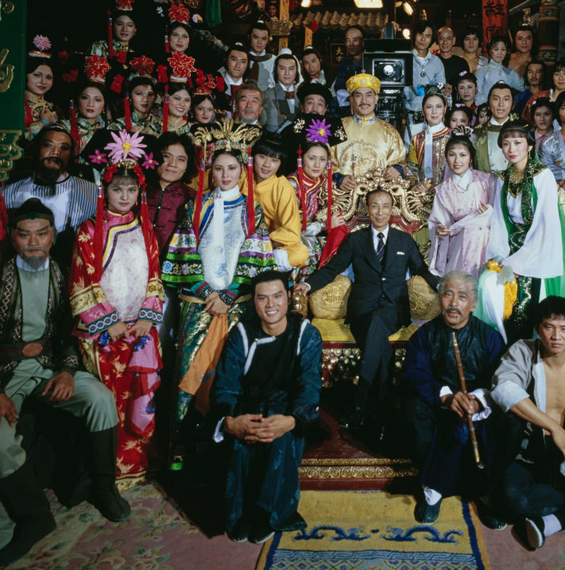 Sir Run Run Shaw, Edizione Estate, Ritratto fotografico in vendita 2