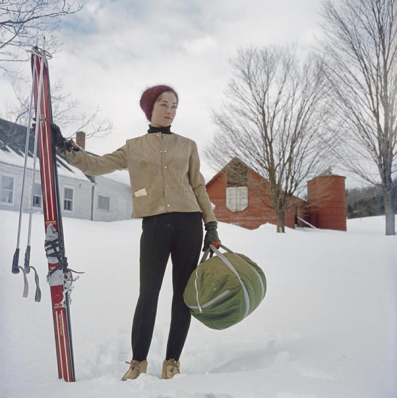 Slim Aarons Portrait Photograph - Skiing In Stowe (1962) - Limited Estate Stamped 
