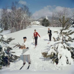 Skiing Waiters, 1962 (Slim Aarons, Open Edition, Skiing, Snow)
