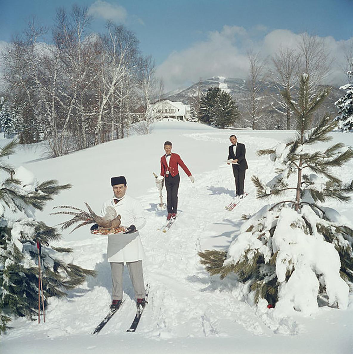 Skiing Waiters, (Slim Aarons Estate Edition)