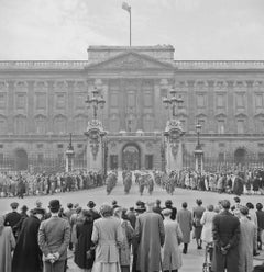 Slim Aarons - Palacio de Buckingham - Sello de propiedad