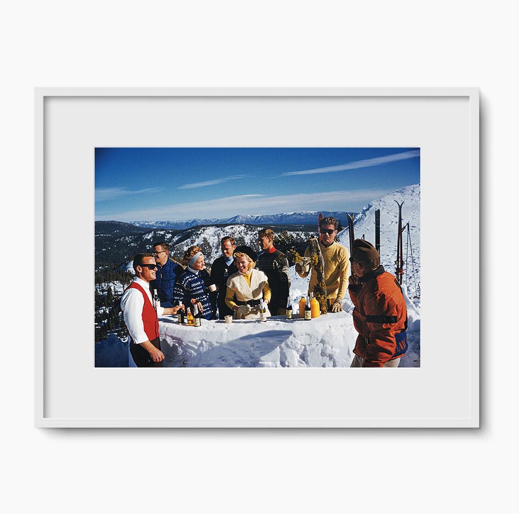 Slim Aarons „Apres Ski“ – Moderne Fotografie der Mitte des Jahrhunderts im Angebot 1