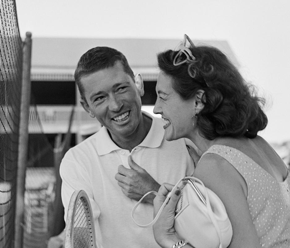 Slim Aarons Estate Edition - Newport Tennis - Nuevo Archivo Descubrimiento en venta 1