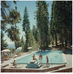 Slim Aarons Estate Print - Pool At Lake Tahoe - Oversize-C-Druck