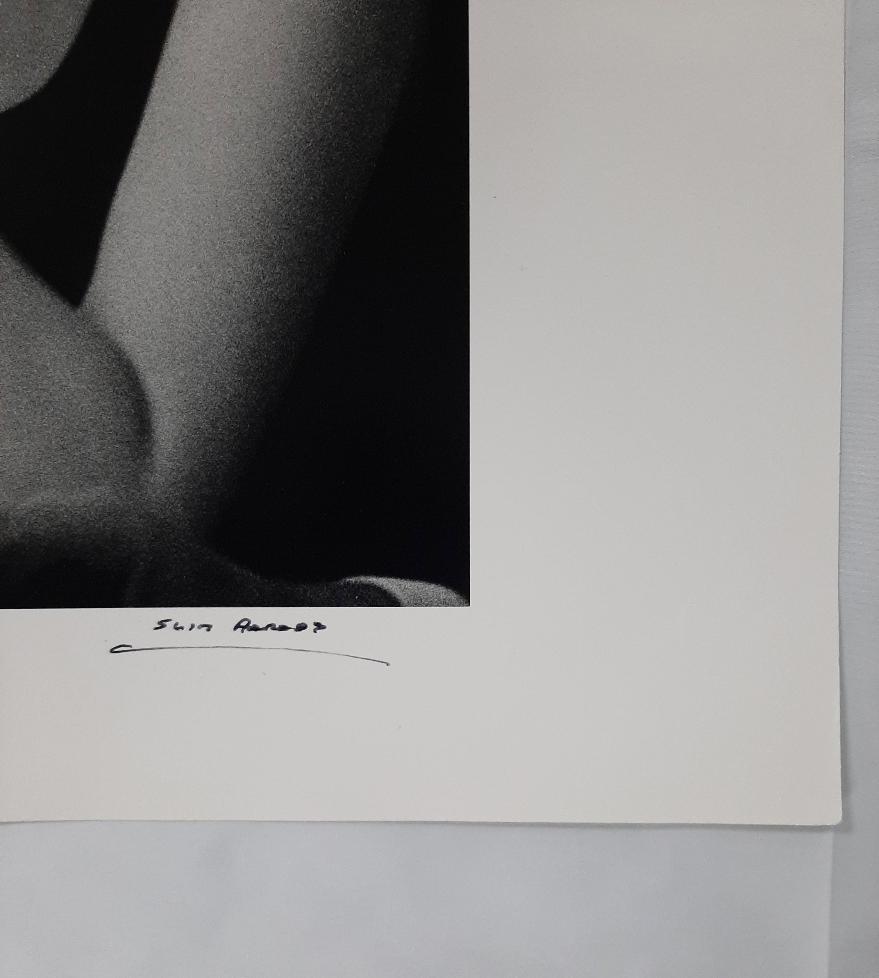 Stampa in edizione limitata firmata a mano da Slim Aarons - Capucine 1957 in vendita 3