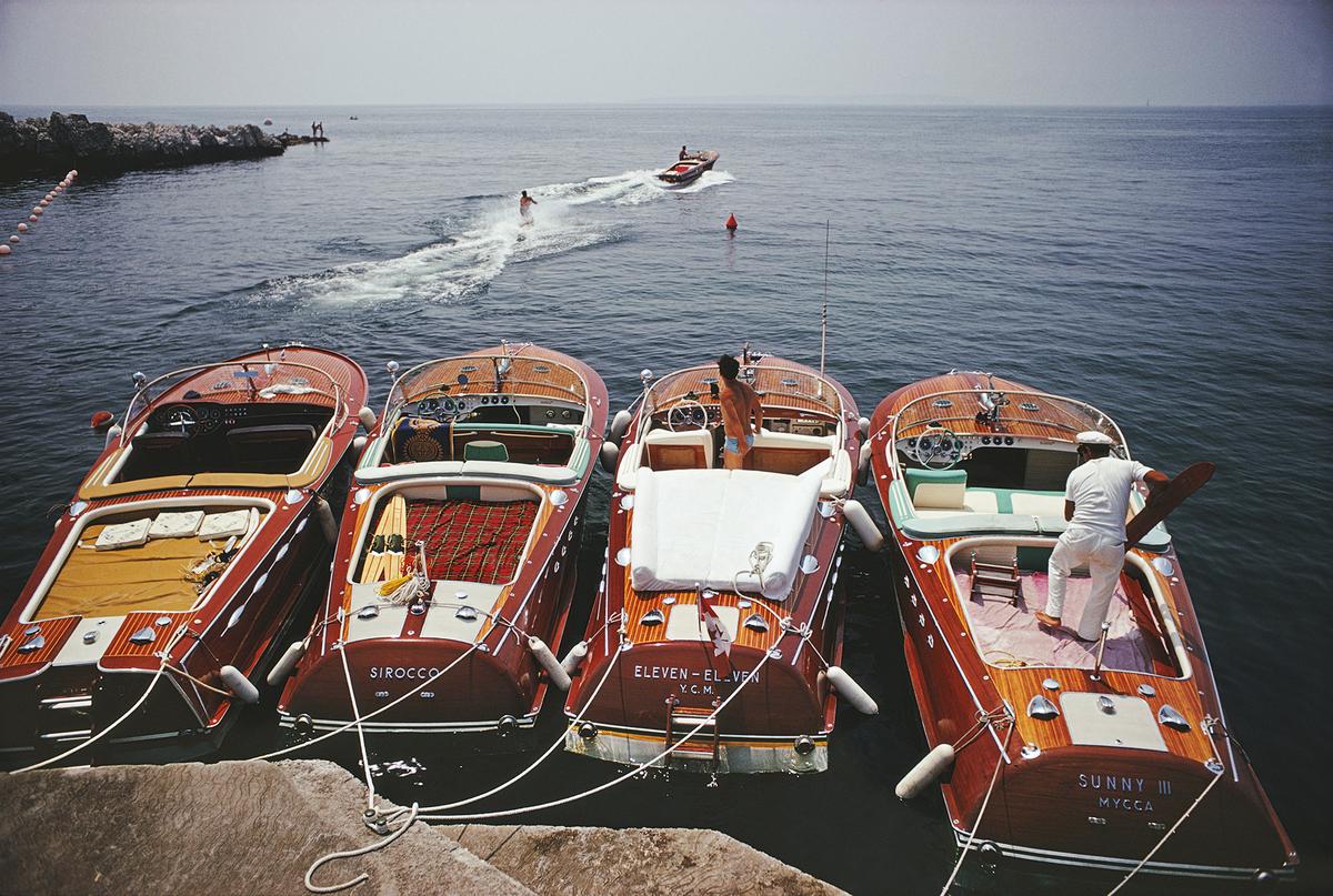 'Hotel Du Cap-Eden-Roc' 1969 Slim Aarons Limited Estate Edition Print 
Waterskiing from the Hotel Du Cap-Eden-Roc in Cap d'Antibes, France, 1969.

Paper size 30 x 40 inches / 76 x 101 cm 
Printed in 2024 - produced from the original