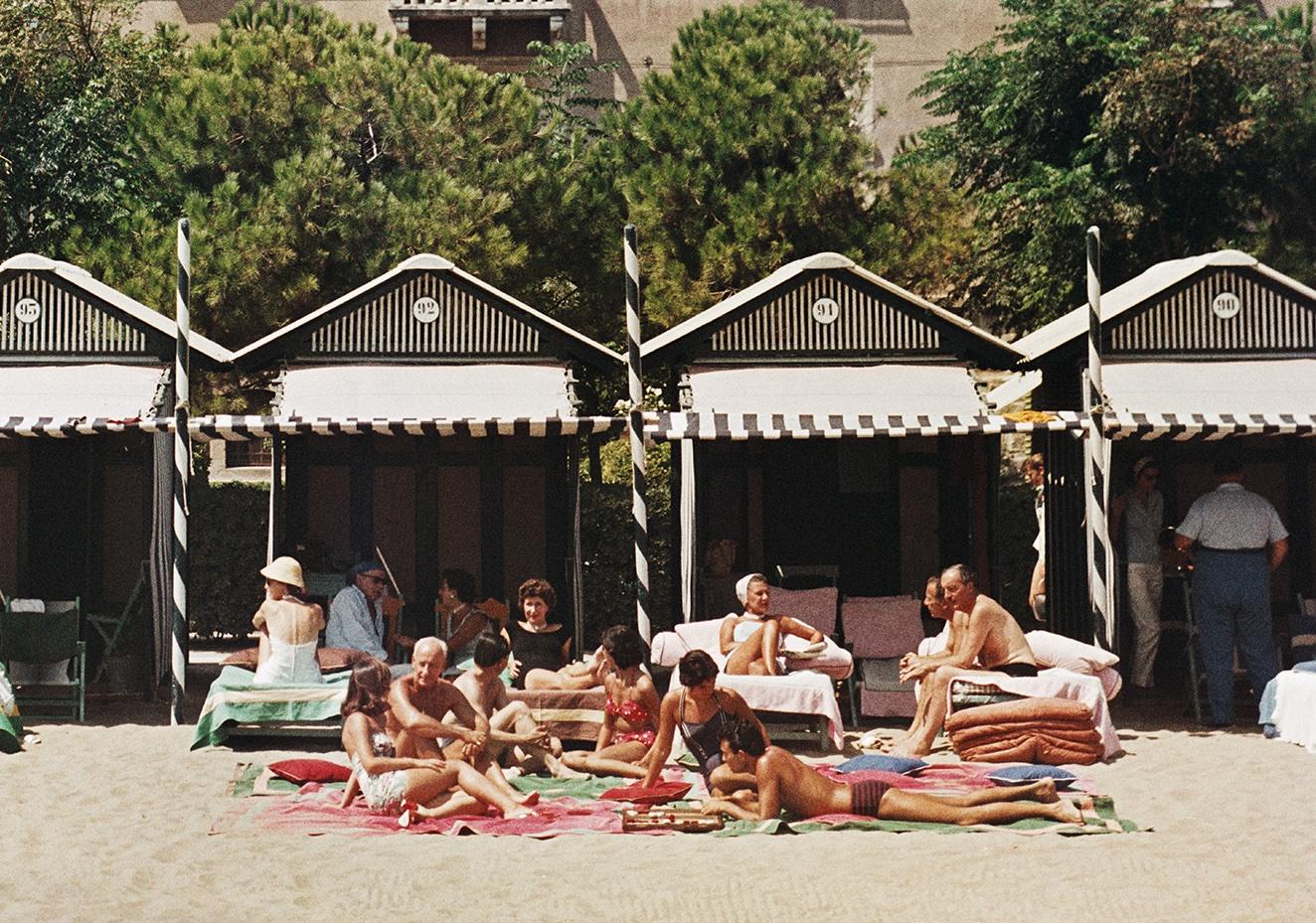 Slim Aarons „ Hotel Excelsior, Venedig“ Moderne Fotografie der Mitte des Jahrhunderts im Angebot 1