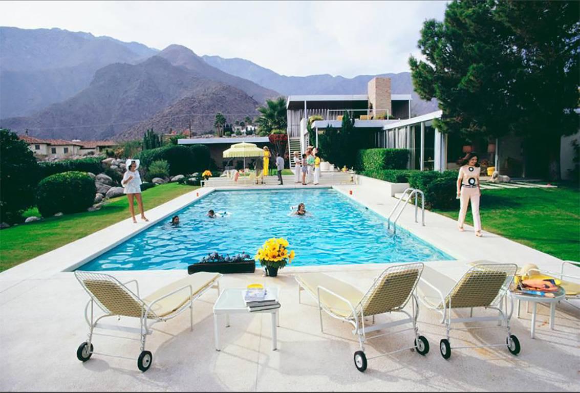 Januar 1970: Das Kaufmann Desert House in Palm Springs, Kalifornien, 1946 von Richard Neutra für den Geschäftsmann Edgar J. Kaufmann entworfen und heute im Besitz von Nelda Linsk.

Nachlassgestempelte und handnummerierte Auflage von 150 Stück mit