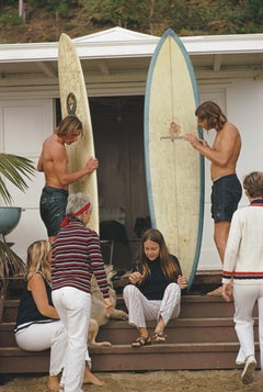 Slim Aarons "Laguna Beach Surfers" (surfeurs de Laguna Beach)  (Edition Estate)