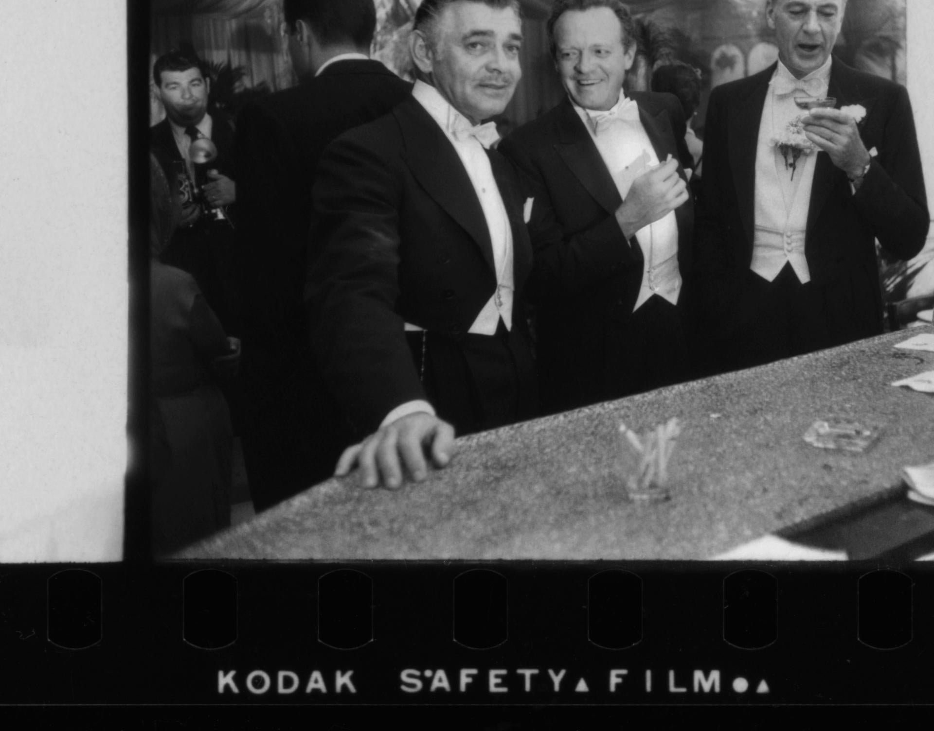 Neues Jahr bei Romanoff's, Clark Gable, Van Heflin, Gary Cooper, James Stewart im Angebot 1