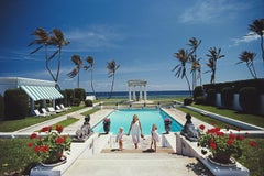 Impresión oficial del patrimonio de Slim Aarons - Piscina neoclásica