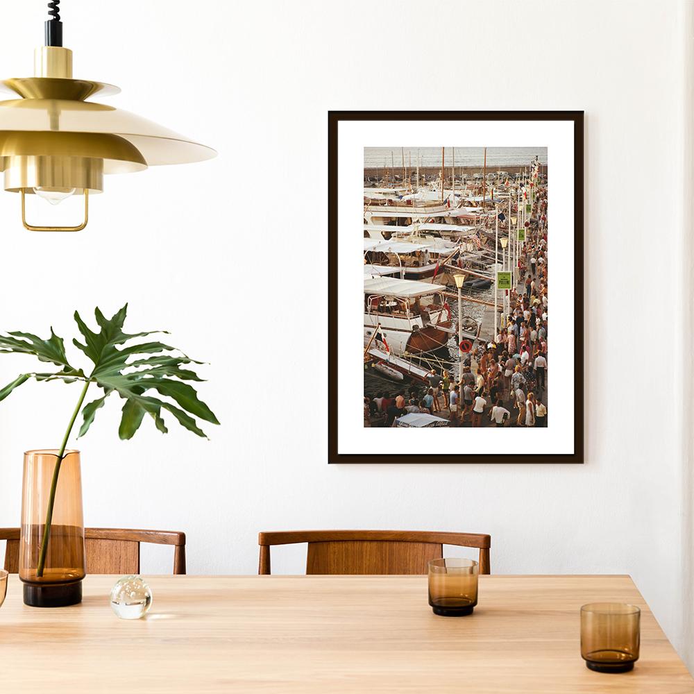 Slim Aarons, Saint-Tropez Seafront (édition de la succession d'Aarons) en vente 2