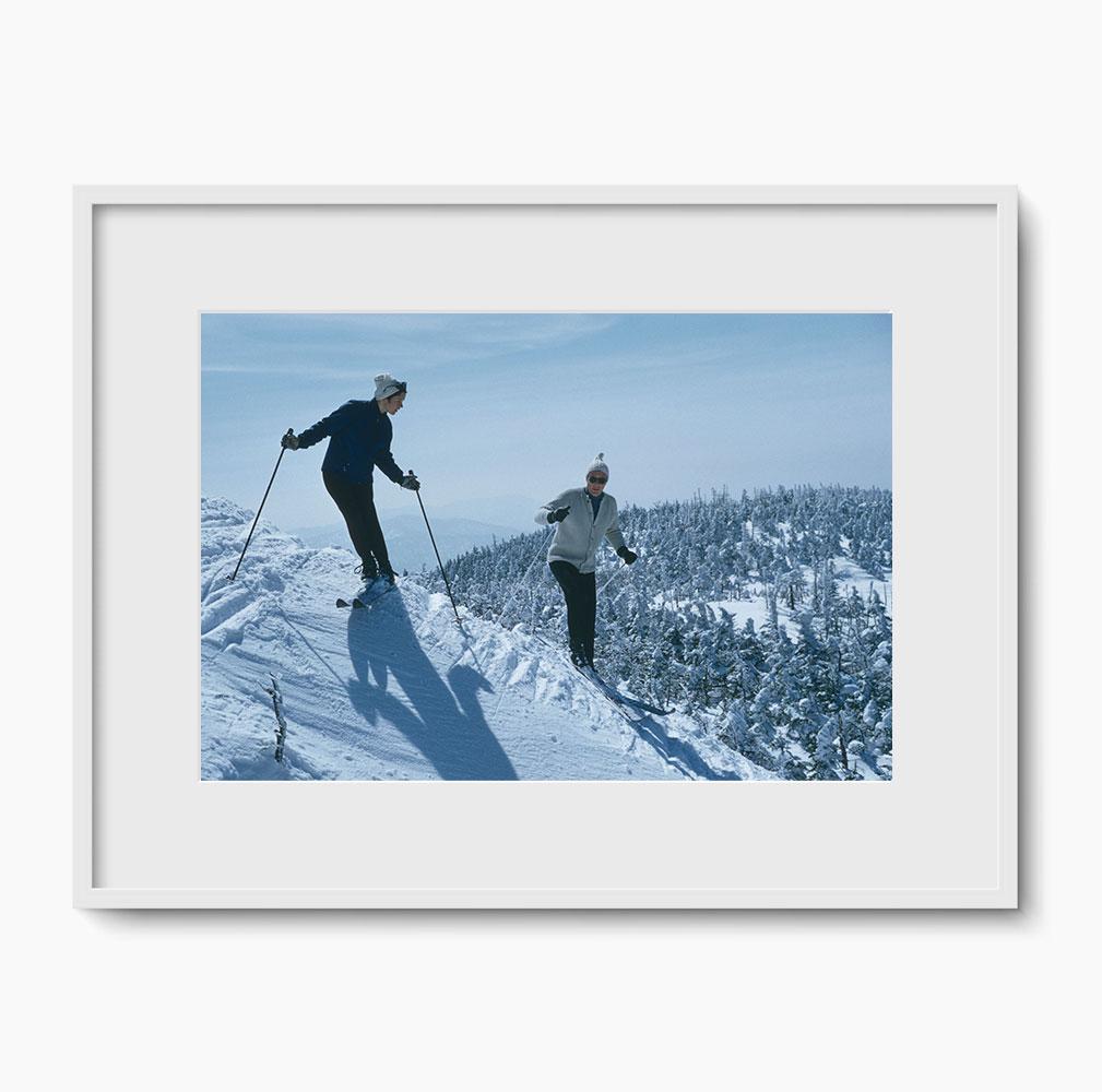 Slim Aarons
Skiers At Sugarbush
1960 (printed later)
C print 
Estate stamped and numbered edition of 150 
with Certificate of authenticity

Skiers on the slopes at the Sugarbush Resort, Vermont, USA, April 1960. (Photo by Slim Aarons/Hulton