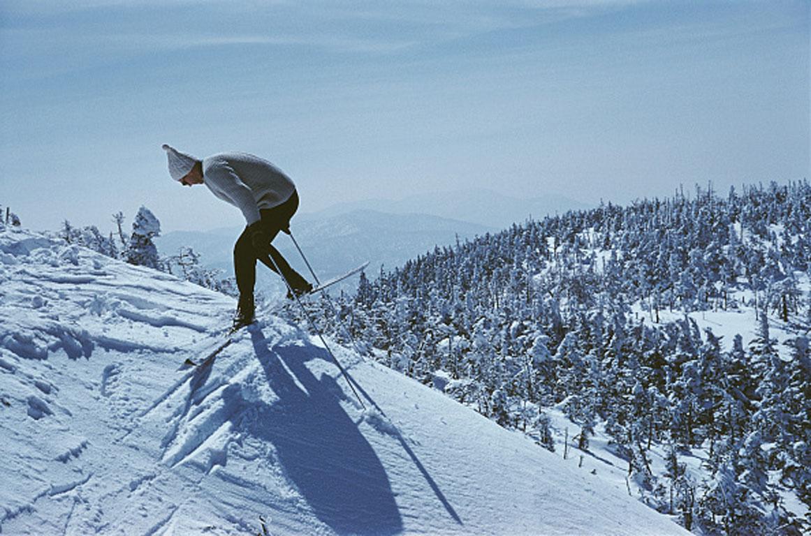 Schlanke Aarons
Skifahren in Sugarbush, 1960. 
C Druck
nachlassauflage von 150
Skifahren in Sugarbush, einem Skigebiet in Vermont, April 1960. 

Nachlassgestempelte und handnummerierte Auflage von 150 Stück mit Echtheitszertifikat des Nachlasses.  