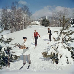 Vintage Slim Aarons, Skiing Waiters (Aarons Estate Edition)