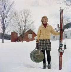 Vintage Slim Aarons, Skiing Waitress