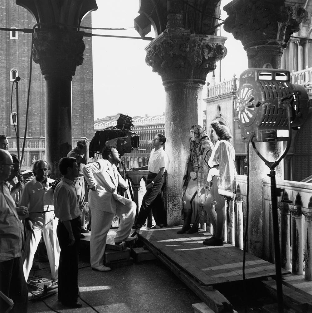 Venetian Play, 1952
Silver gelatin print
Estate edition of 150
Estate signature stamped and hand numbered edition of 150 with certificate of authenticity from the Slim Aarons estate

1952: Orson Welles (1915 - 1985) directing Othello on location in