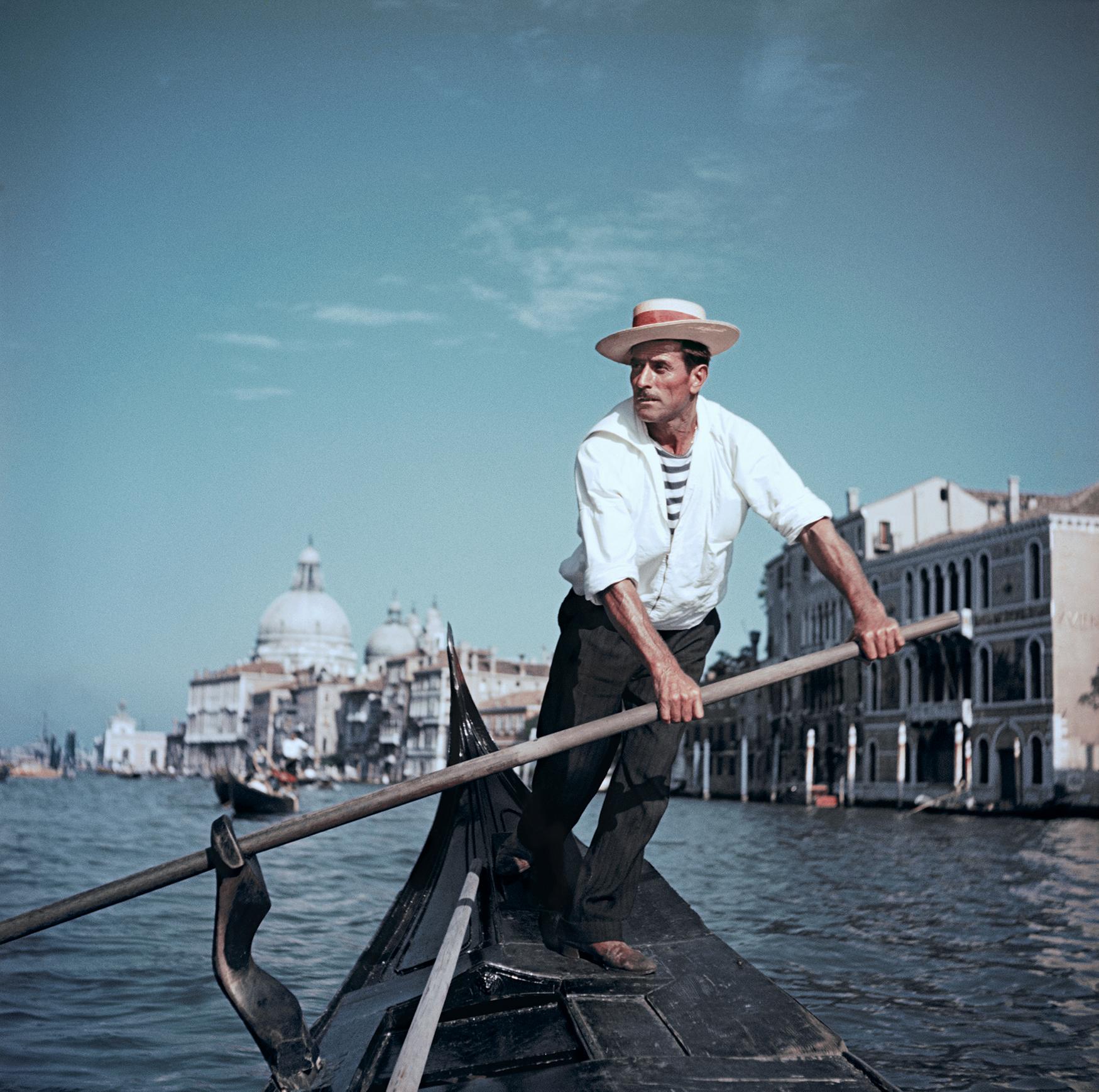 Slim Aarons
Venice Gondolier
1957
C-Print
Signature stamped and hand numbered edition of 150 with certificate of authenticity from the Slim Aarons estate

A gondolier on the Grand Canal in Venice, 1957.

Slim Aarons, an acclaimed fine art