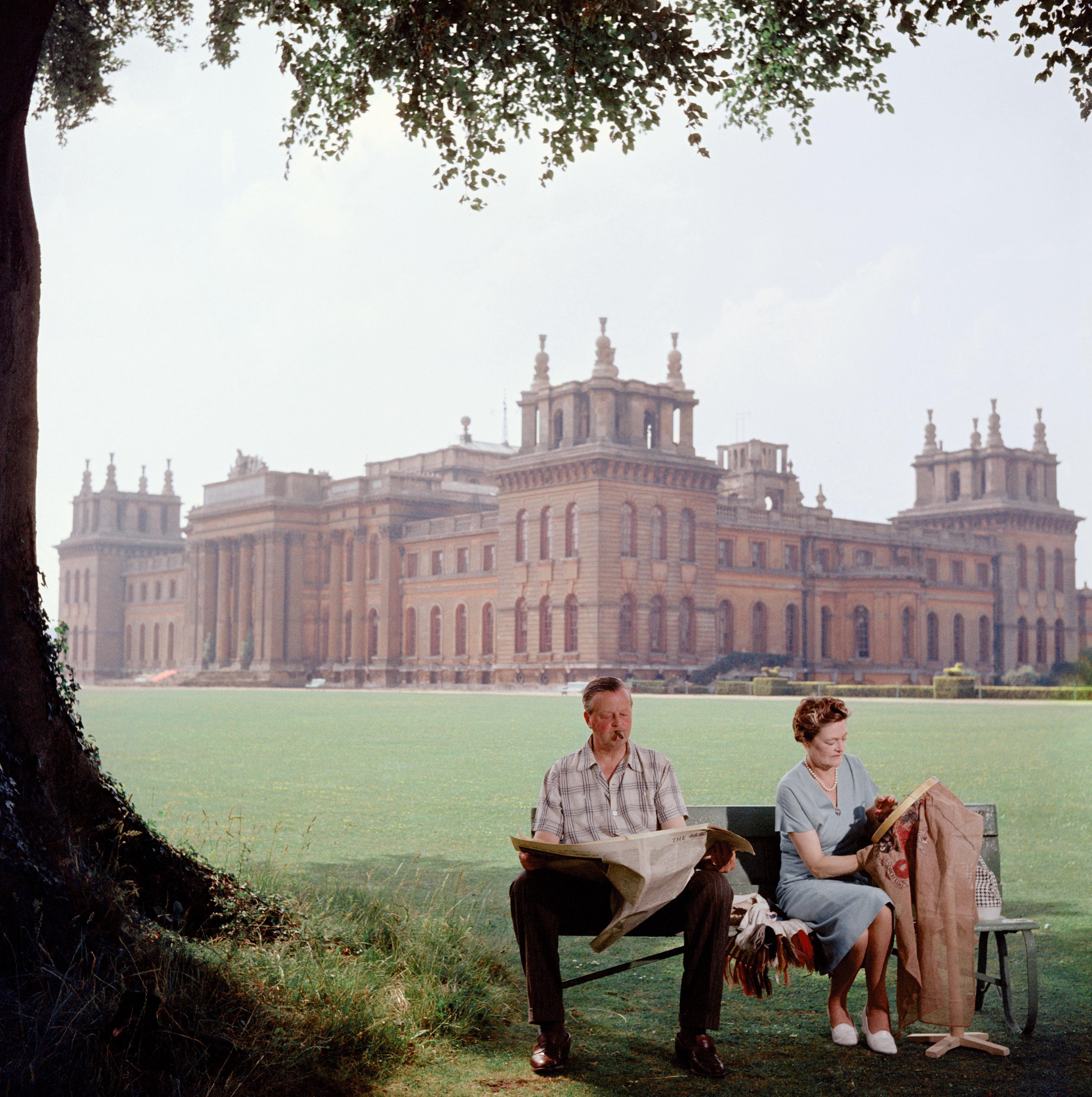 Portrait Photograph di Slim Aarons - I Marlborough, Edizione Estate