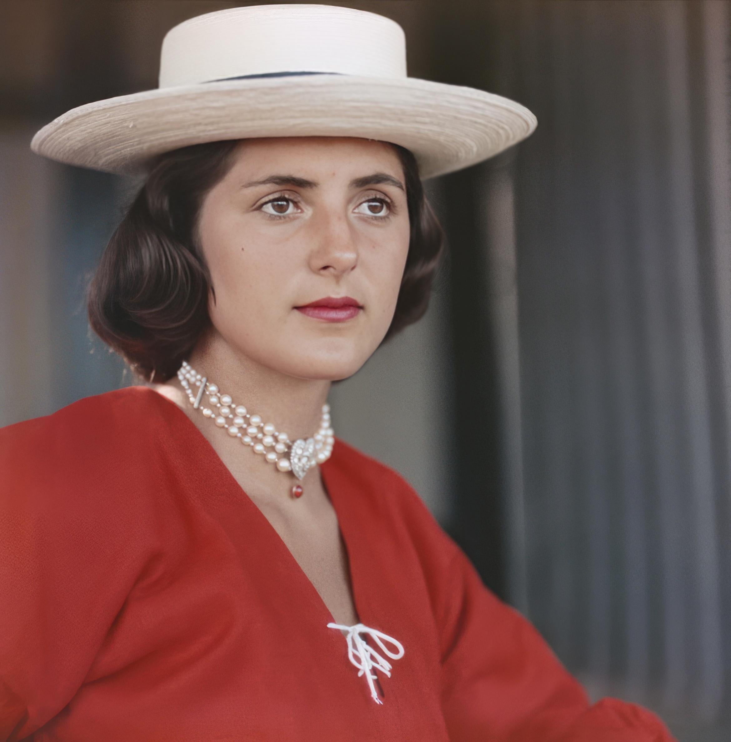 Slim Aarons Color Photograph - Ursula Pacelli in Venice  (Aarons Estate Edition)