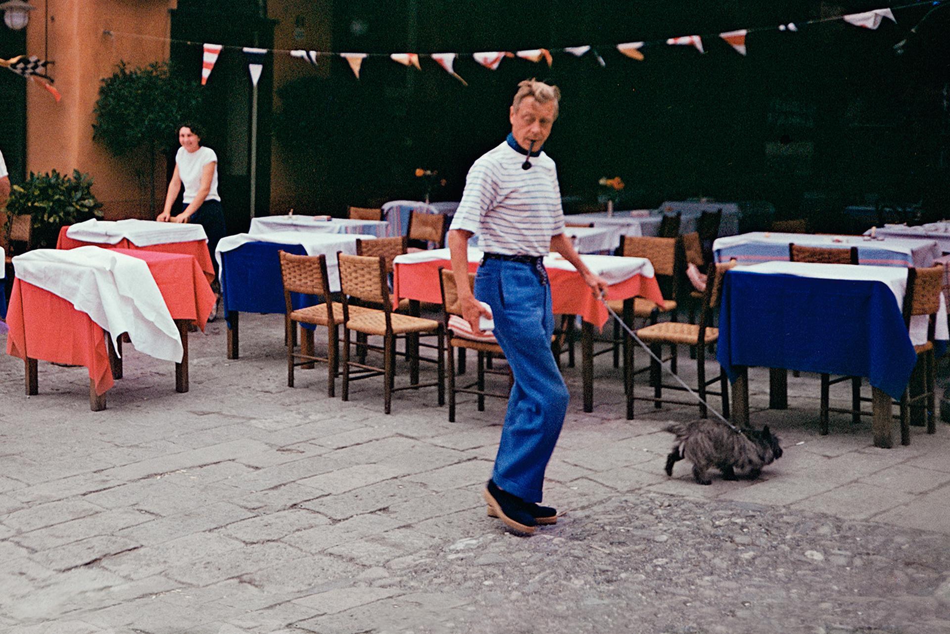 Windsors In Portofino, Italy, Estate Edition, Portrait Photograph For Sale 3