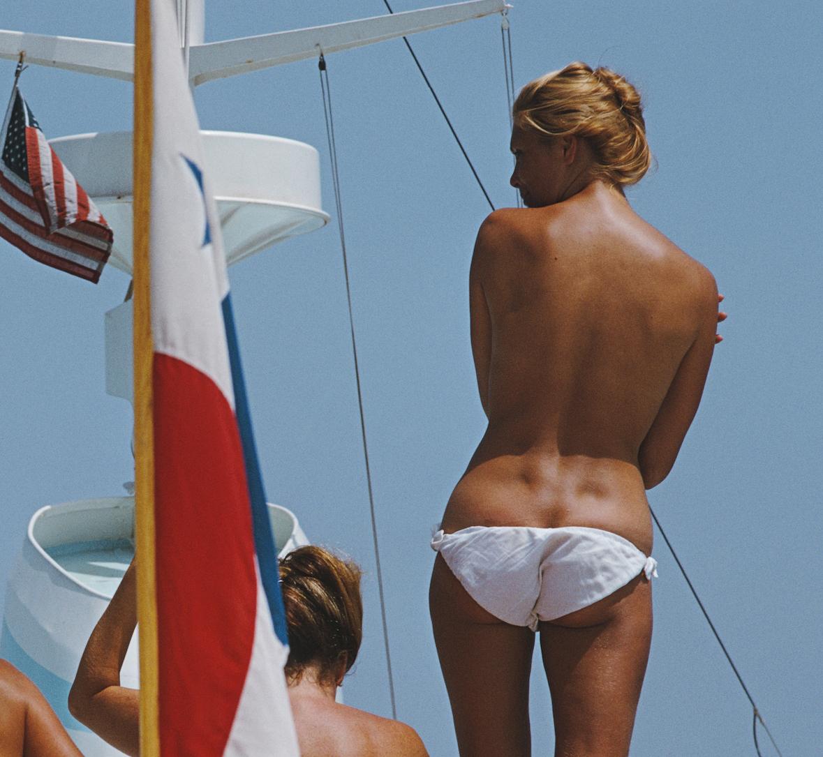 'Yacht Holiday' by Slim Aarons 

Limited Edition Estate Print
limited to 150 only 
numbered in ink & emboss stamped.

60 x 40 