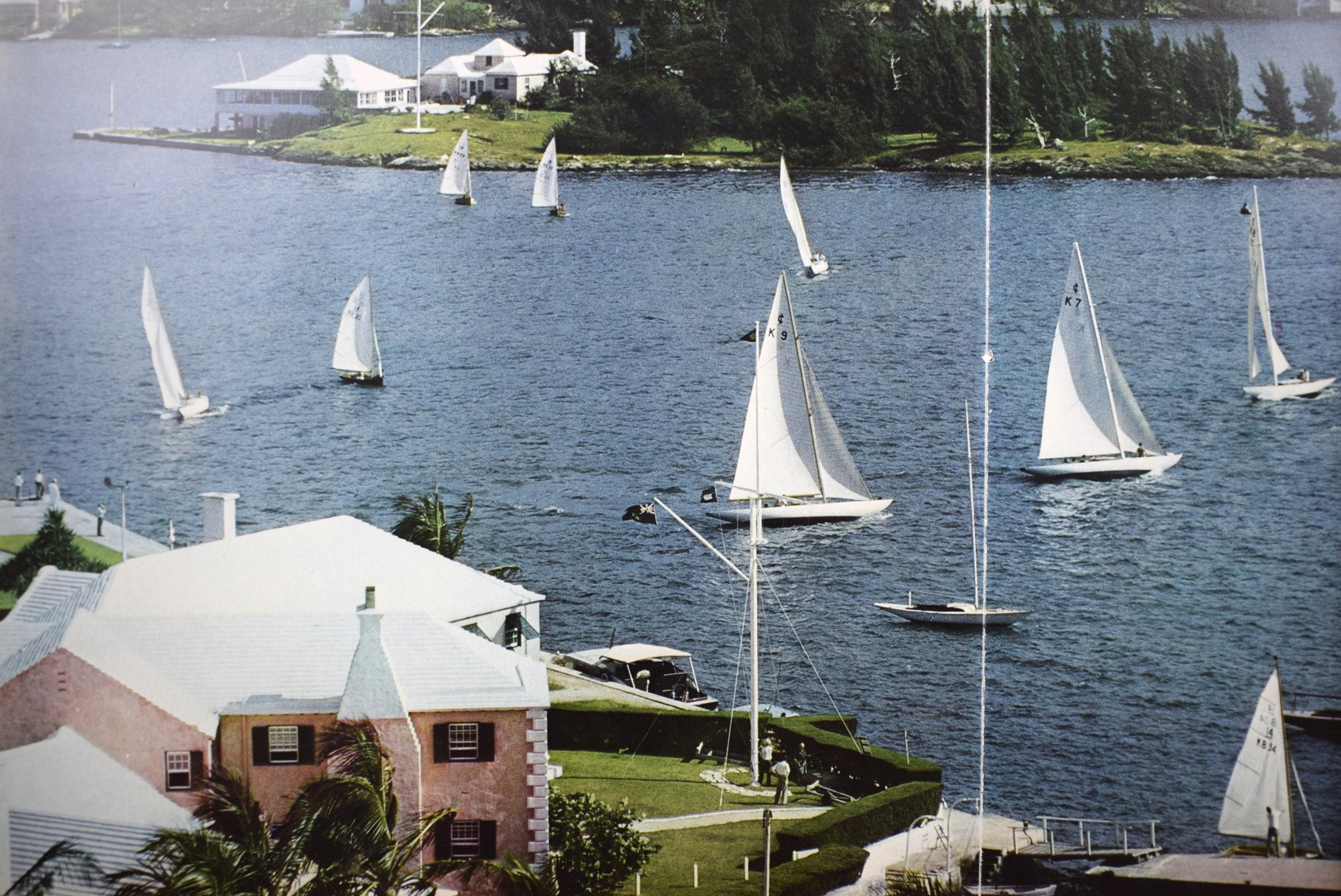 Gerahmter Farbteller von Aarons Bermuda Harbour, ca. 1974 im Angebot 1