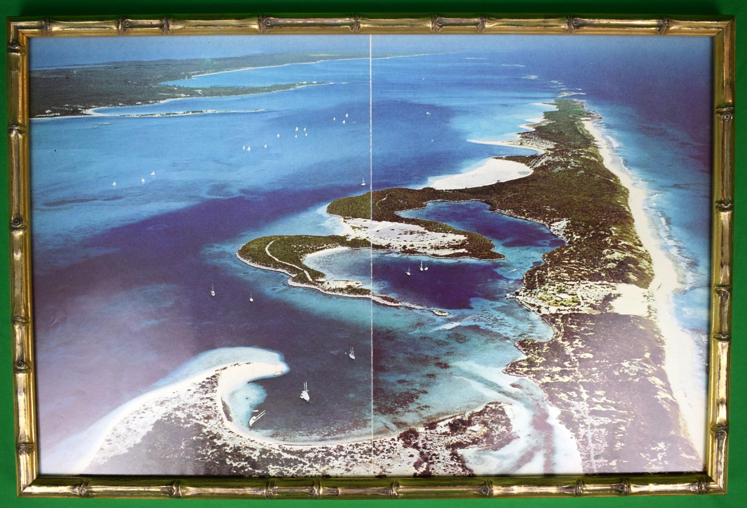 Assiette double colorée encadrée Aarons Stocking Island Bahamas, c1974 - Print de Slim Aarons