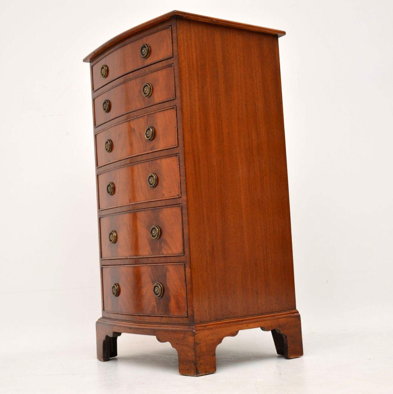Slim Antique Edwardian Bow Fronted Mahogany Chest of Drawers 2