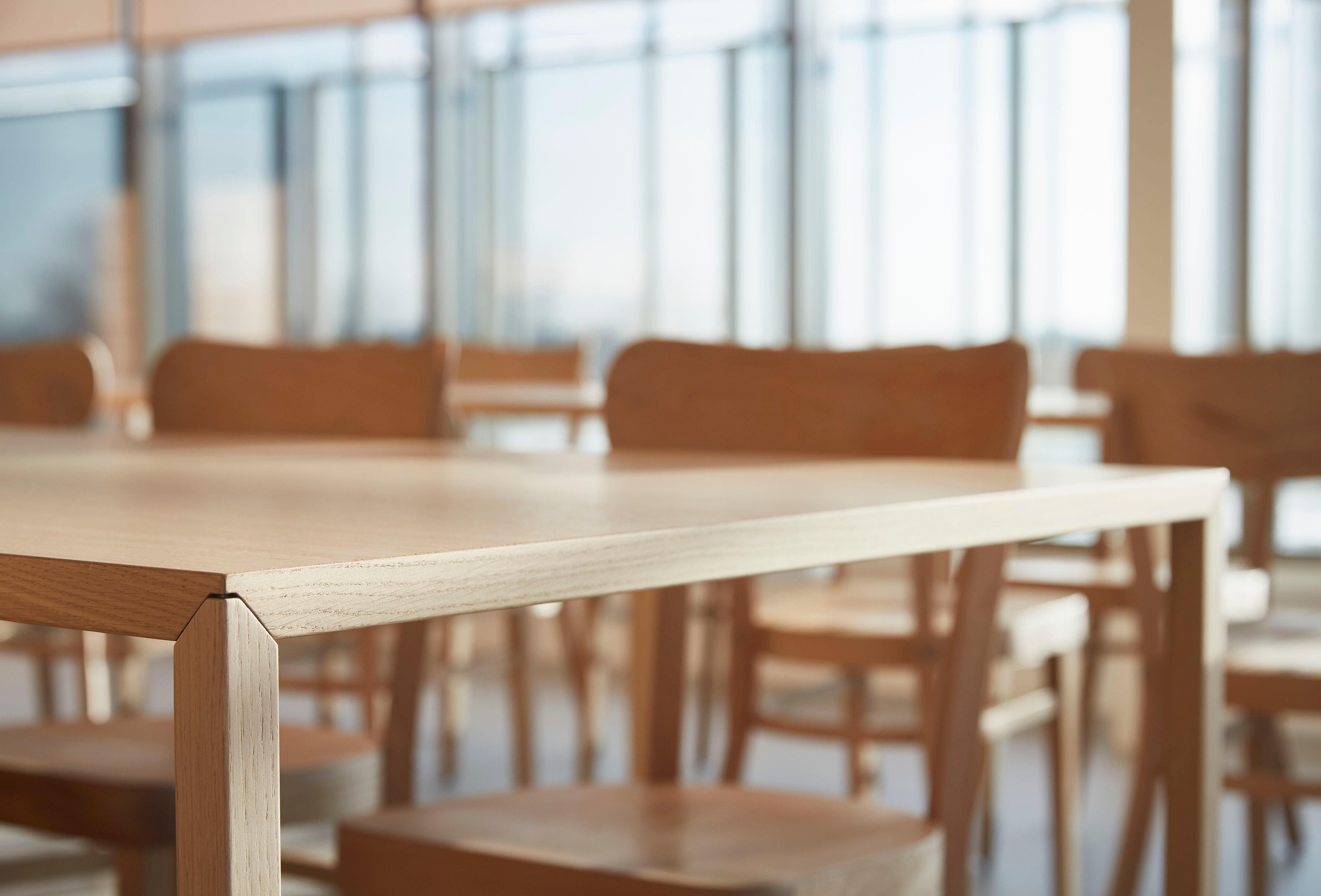 Table ronde et rectangulaire conçue par Bertjan Pot en vente 11