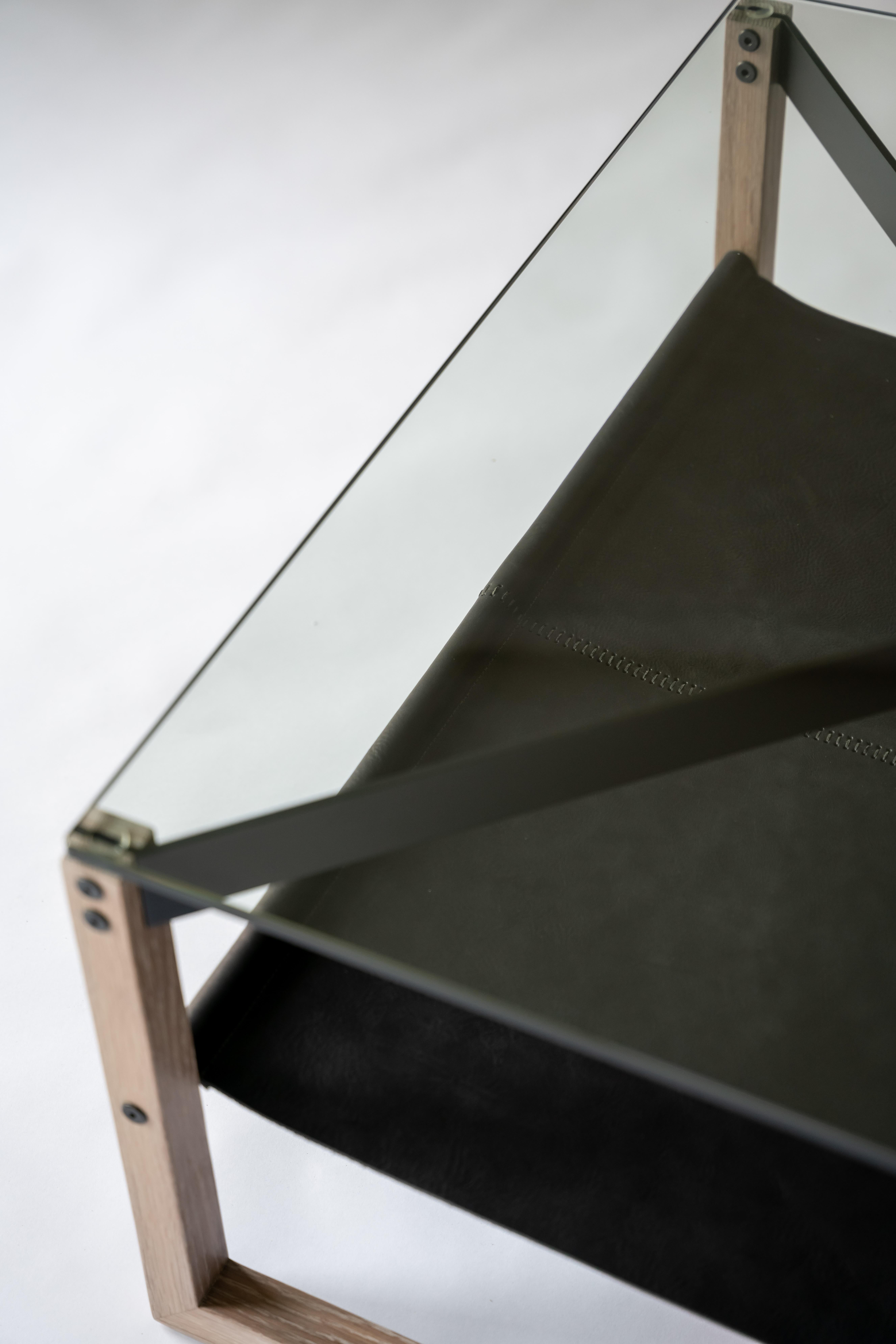 Mesa baja Sling - Roble blanco, cuero y cristal con aluminio pulverizado en venta 4