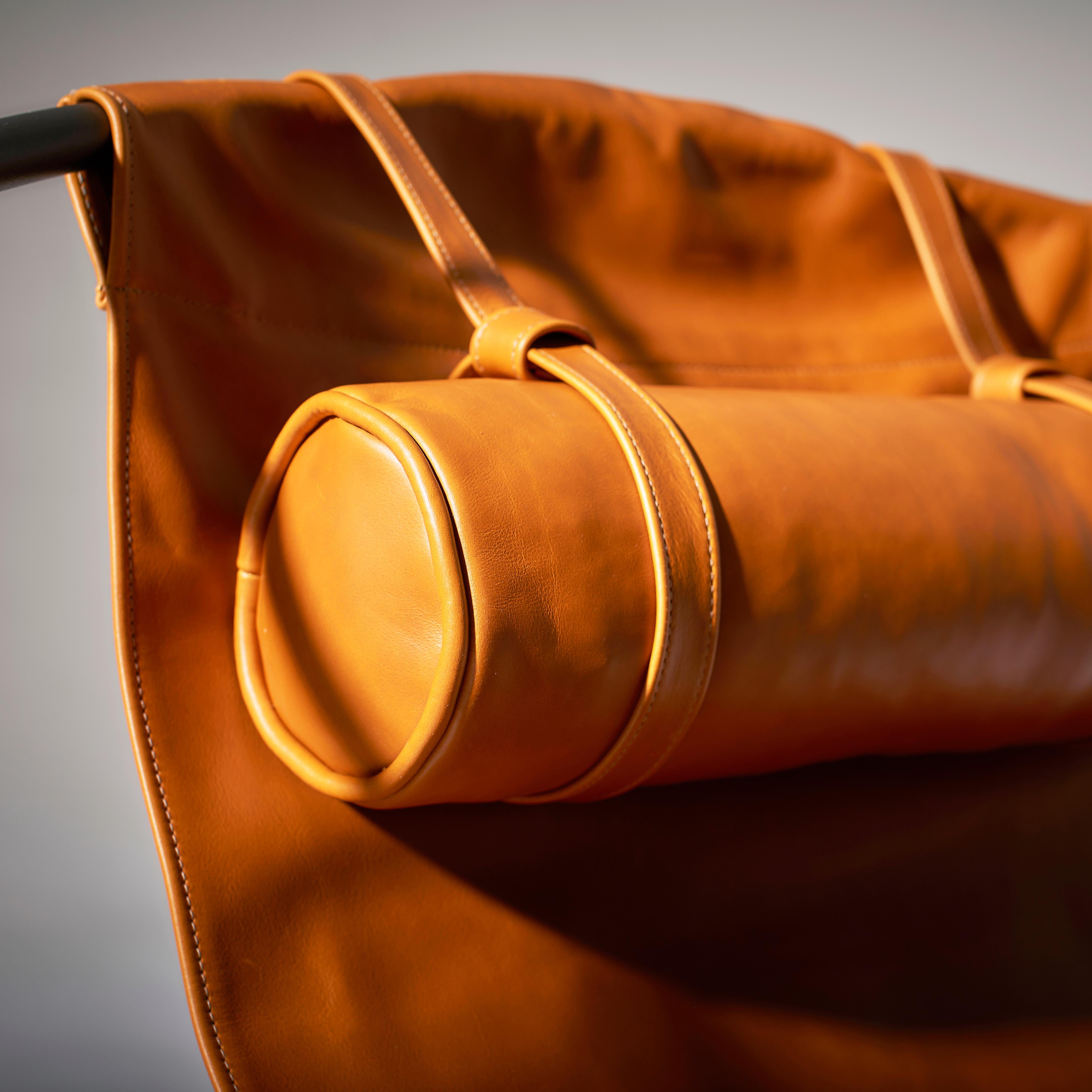 Chaise suspendue en cuir véritable de bronze, 21e siècle moderne en vente 2