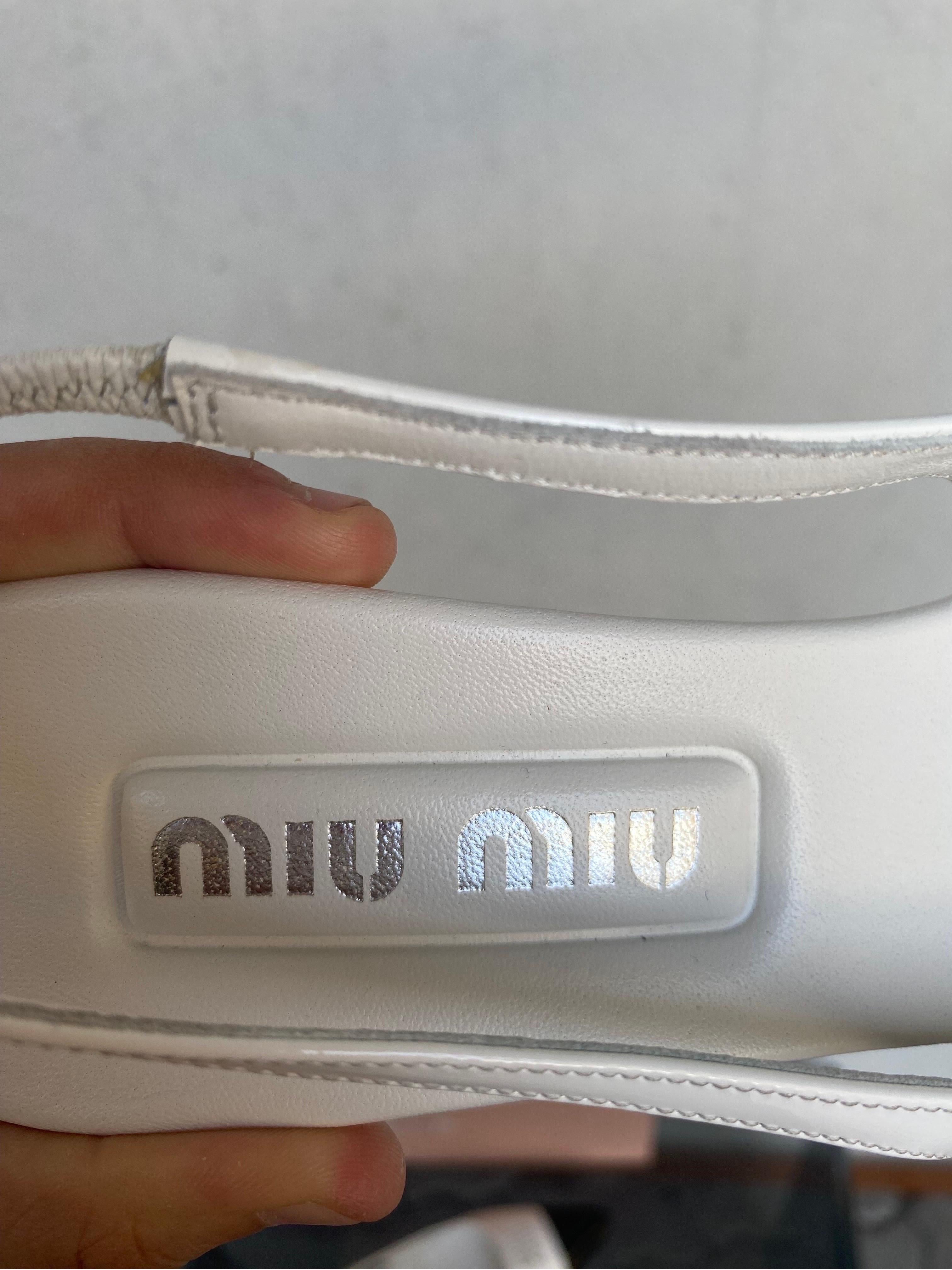 Slingback mules Miu Miu sandalo black & white 5