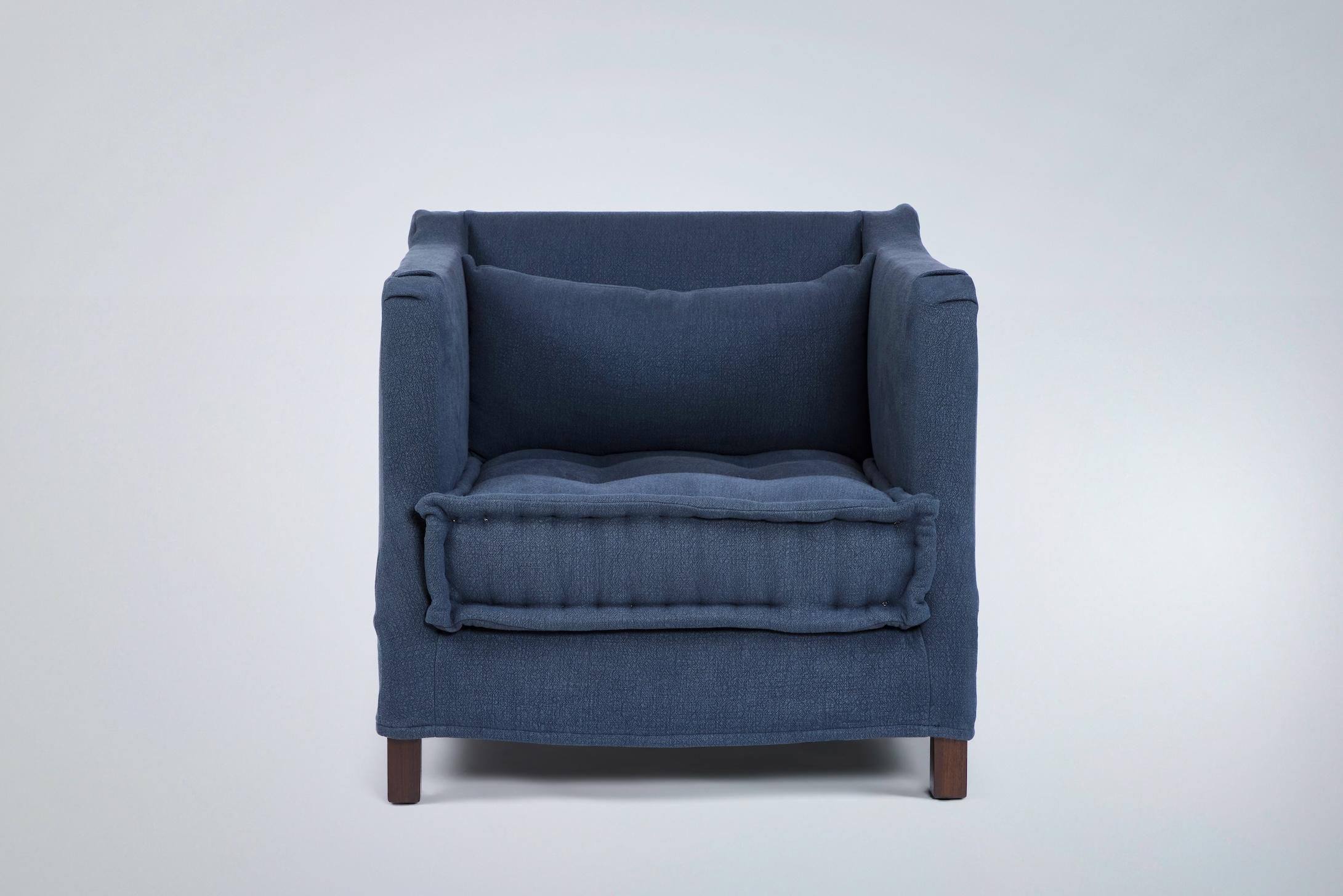 Martin & Brockett’s All Day Chair features a loose slipcover, loose back cushion and deep seat cushion

H 32 in. x W 34 in. x D 40 in. Seat Height 18”

Part of our All Day Collection.

Ready to ship as shown