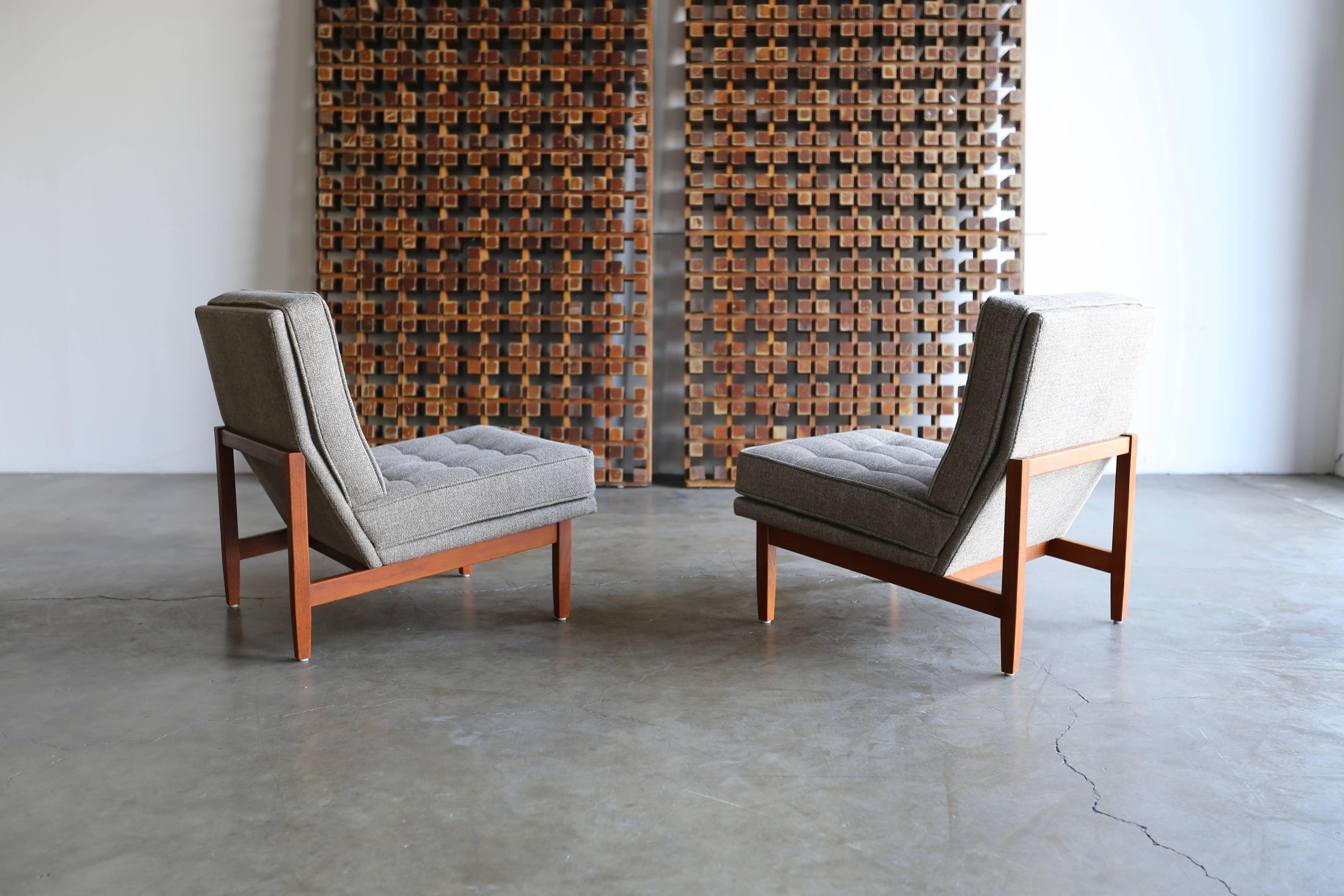 Mid-Century Modern Slipper Lounge Chairs by Florence Knoll
