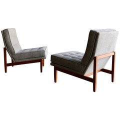 Slipper Lounge Chairs by Florence Knoll