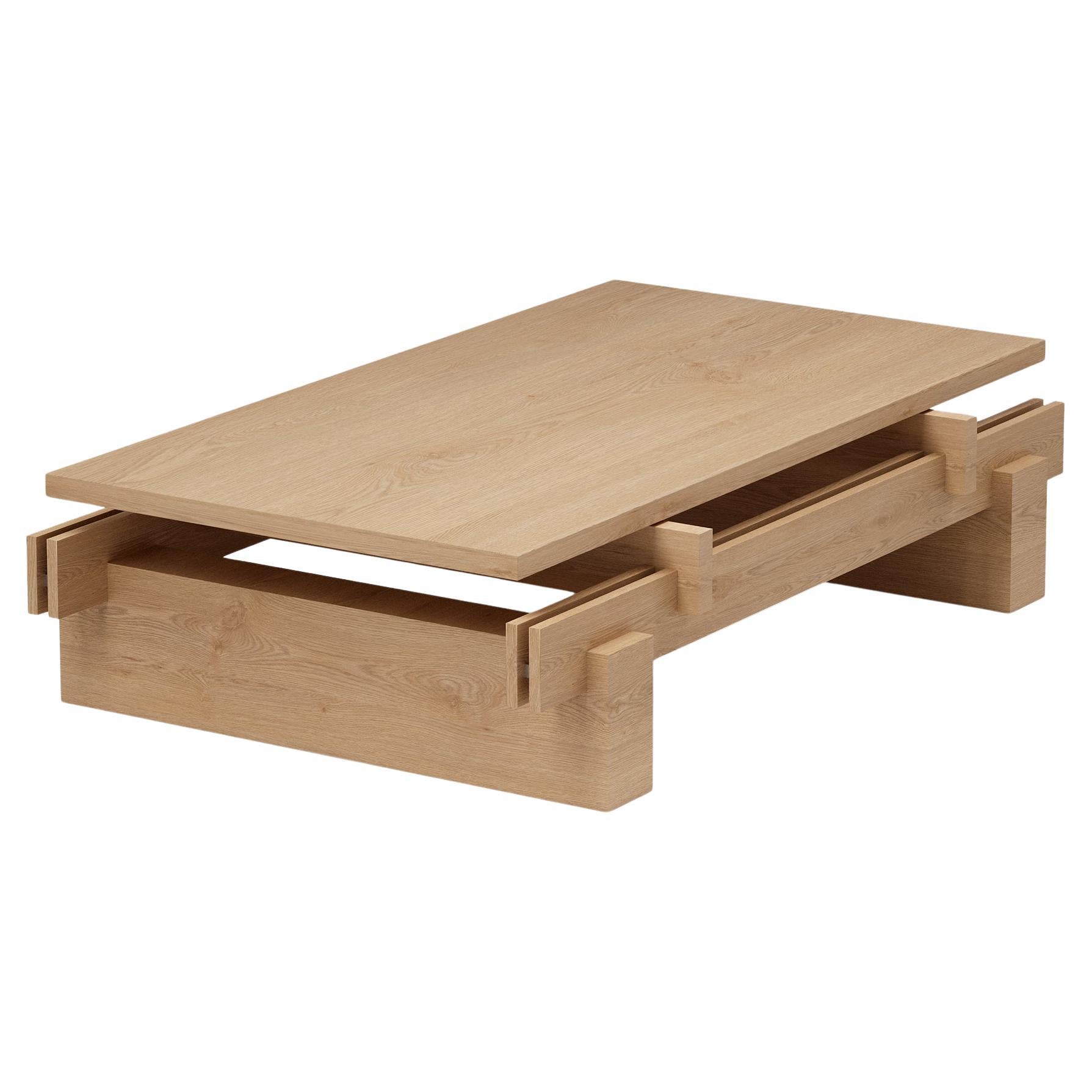 Tavolino a fessura, piano in Wood dall'aspetto dinamico, Nature Oak in vendita